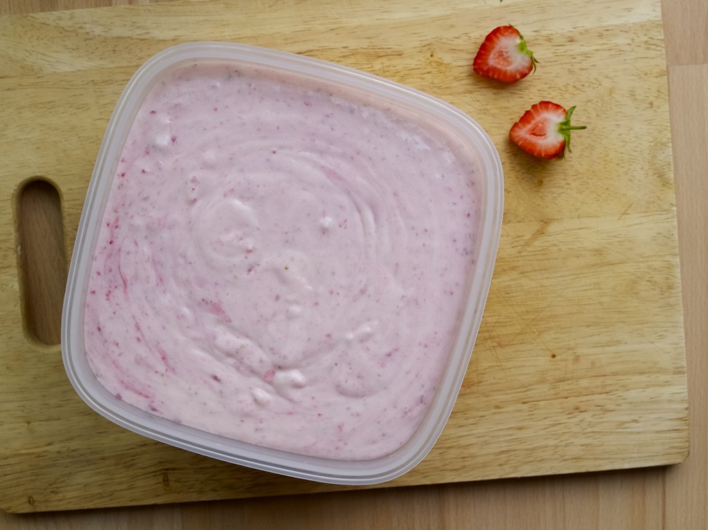 Super easy strawberry ice-cream, only three ingredients