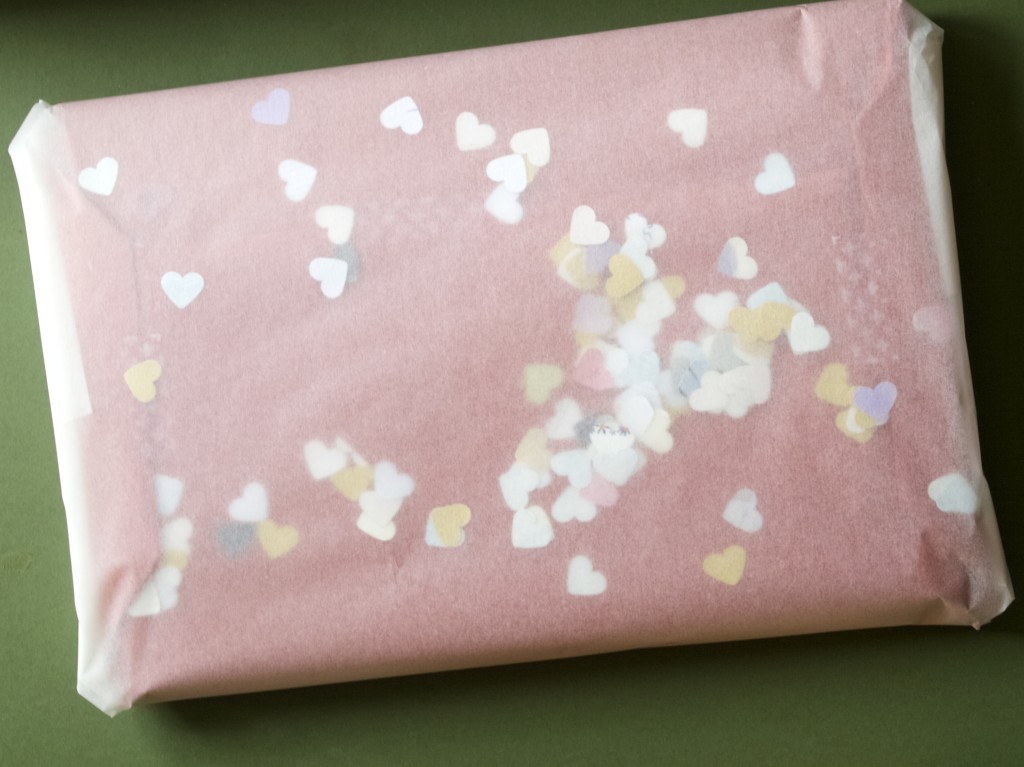Confetti gift packaging idea