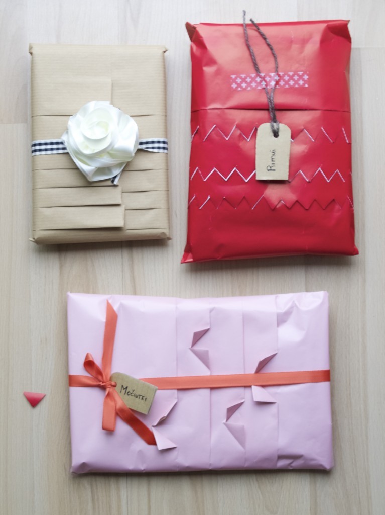 Pleated Gift Wrapping DIY