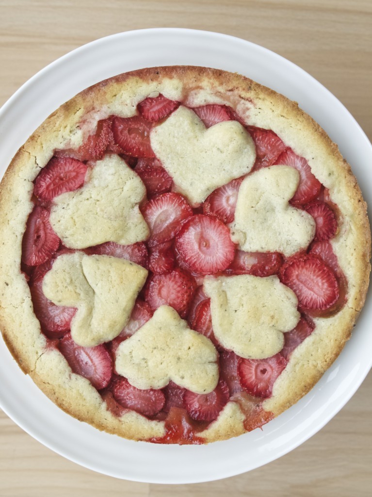 Valentine's day strawberry tart - Friendly NettleFriendly Nettle