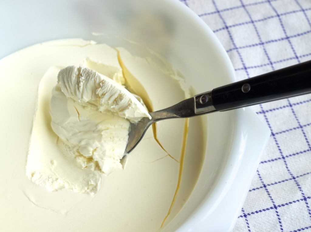 Making clotted cream from scratch