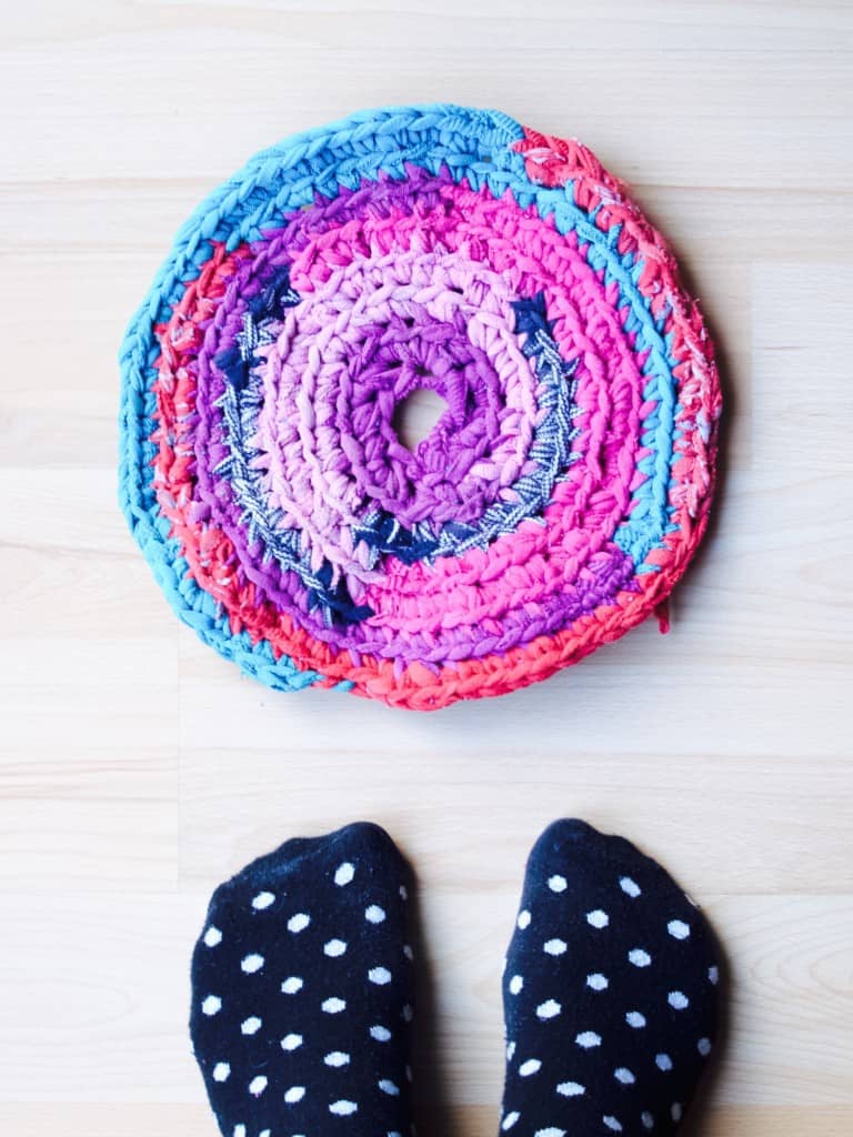 How to use up yarn scraps: projects and tips