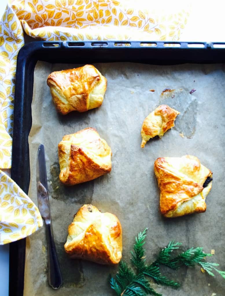 Croissants with poppy seed filling recipe 