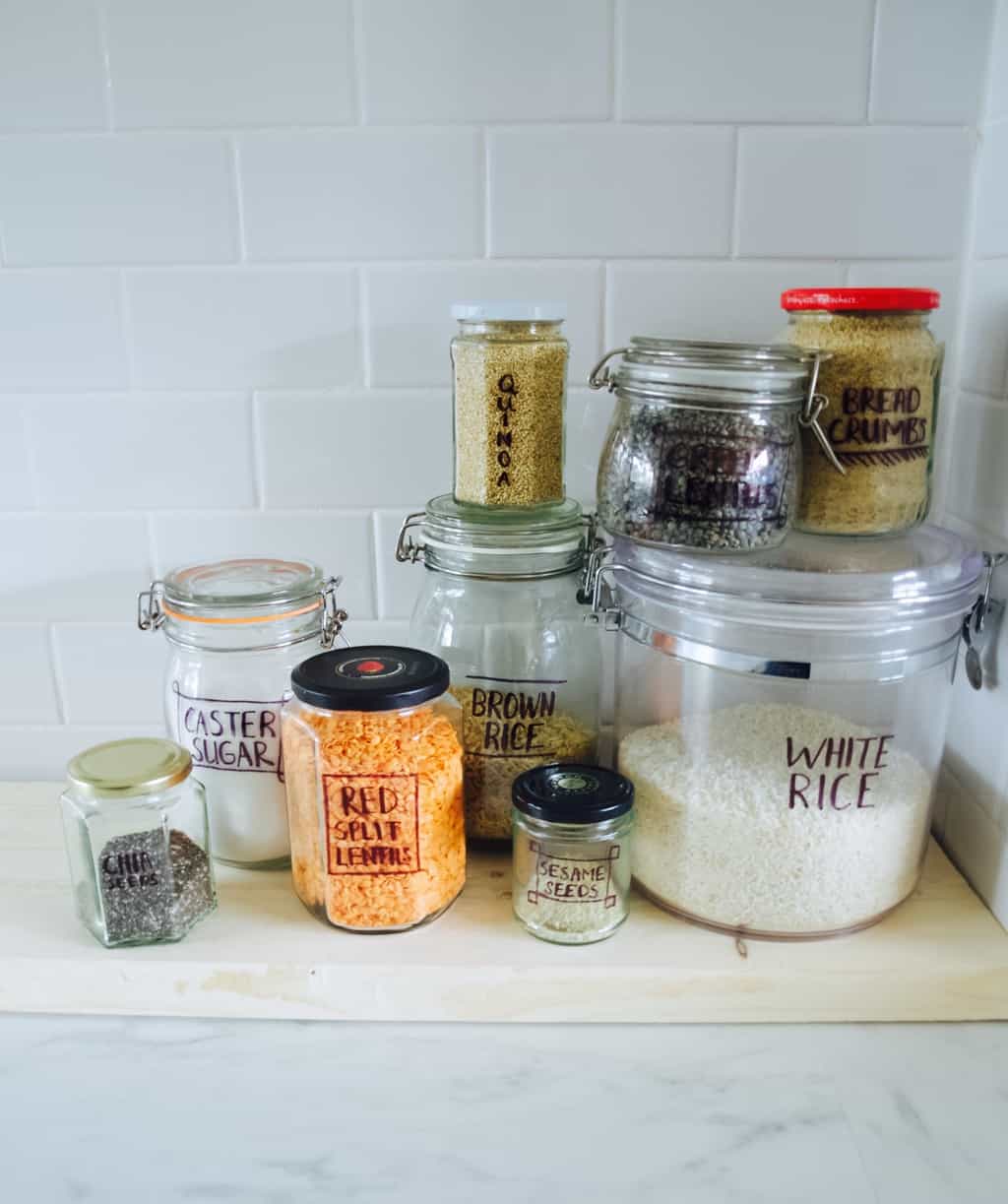 Kitchen organisation ideas: jars